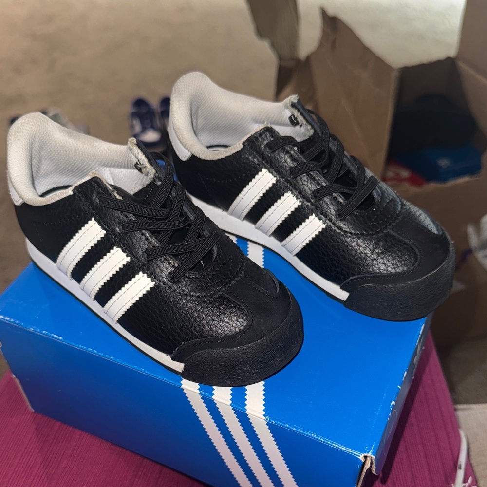 Toddler Black and White adidas Originals Superstar II Sneakers